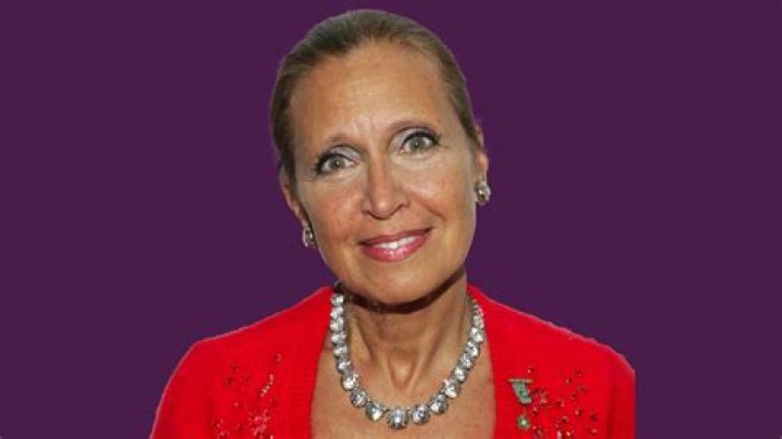Danielle Steel Net Worth: Unveiling the Success Story of the World's Bestselling Author