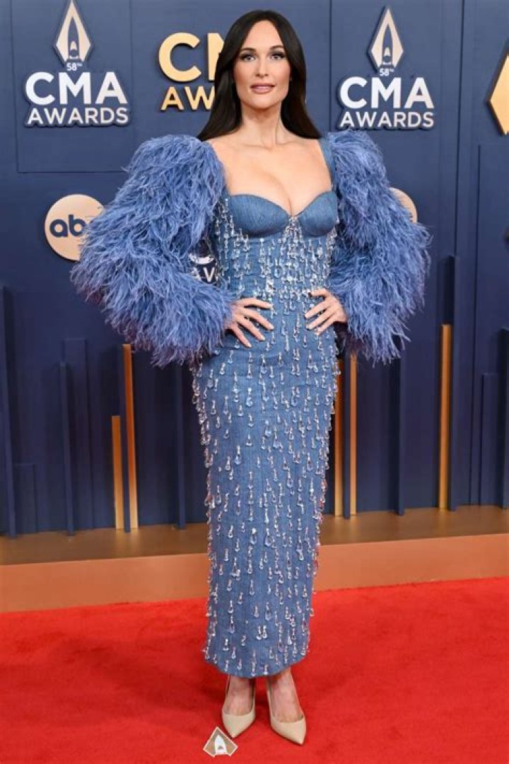 How Tall Is Kacey Musgraves? Unveiling the Country Star's Height and More