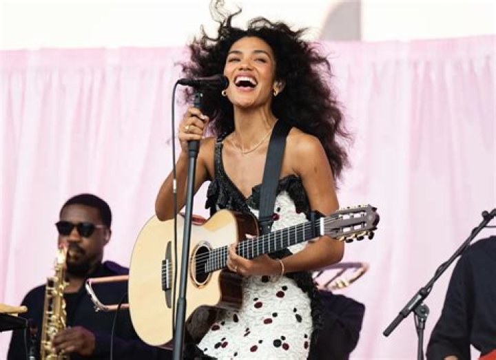 Morena Mitch: Unveiling the Rising Star and Her Impact on Modern Entertainment